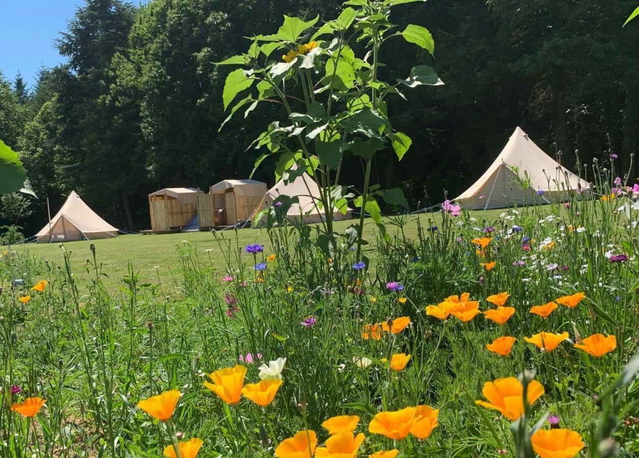 מלון Le Lindois Au Pre Fleuri Eco Glamping מראה חיצוני תמונה