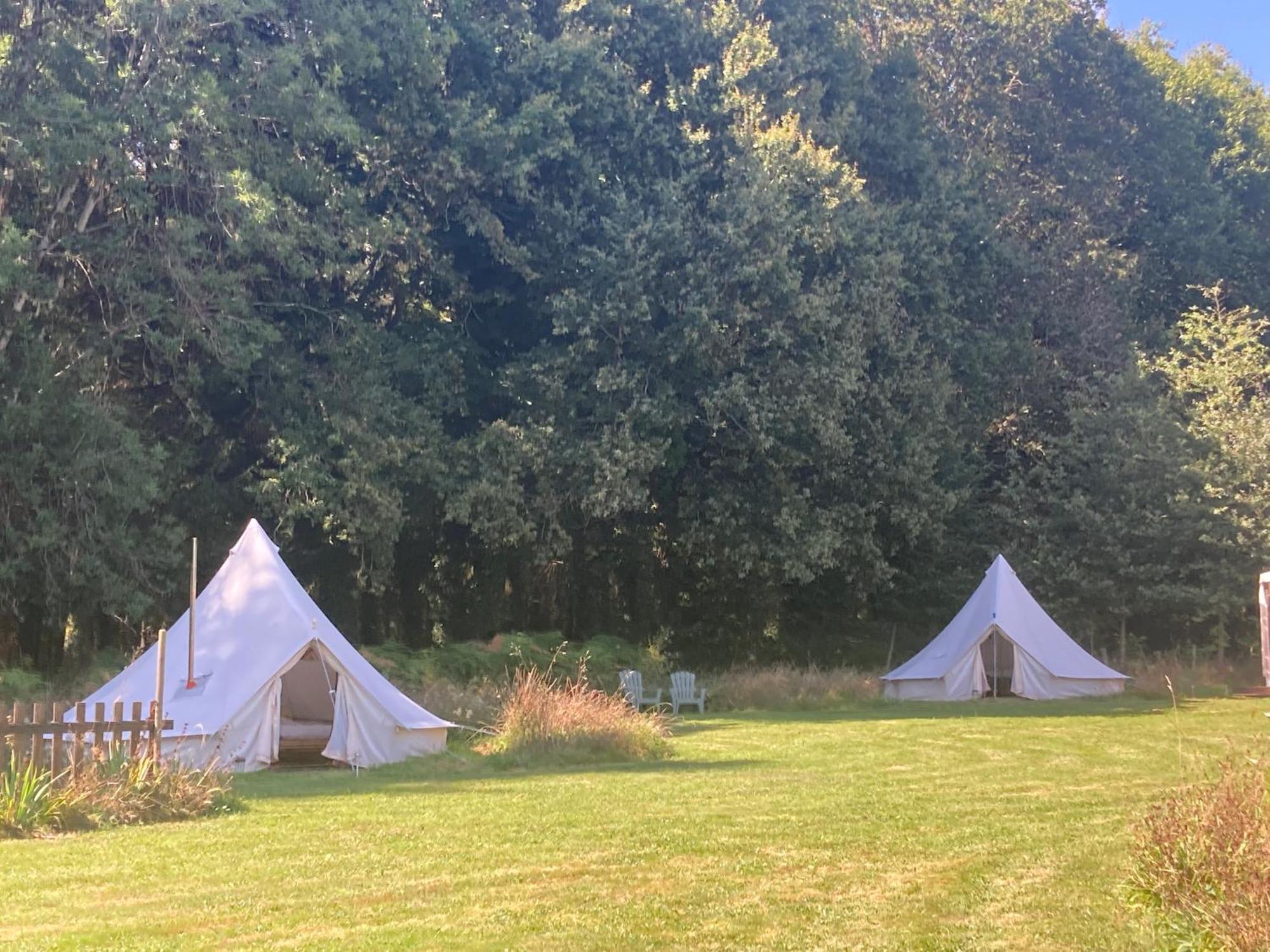 מלון Le Lindois Au Pre Fleuri Eco Glamping מראה חיצוני תמונה