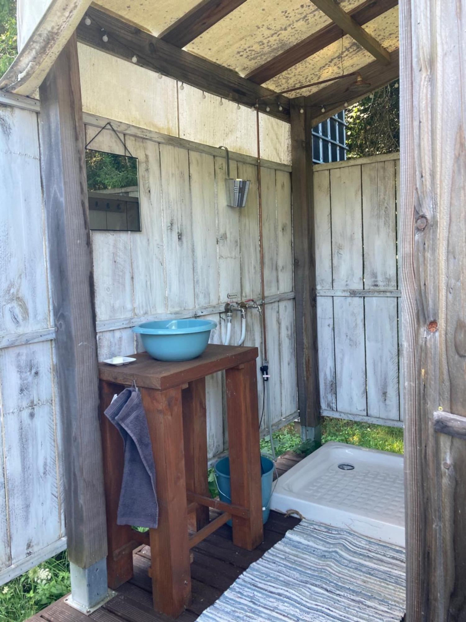 מלון Le Lindois Au Pre Fleuri Eco Glamping מראה חיצוני תמונה
